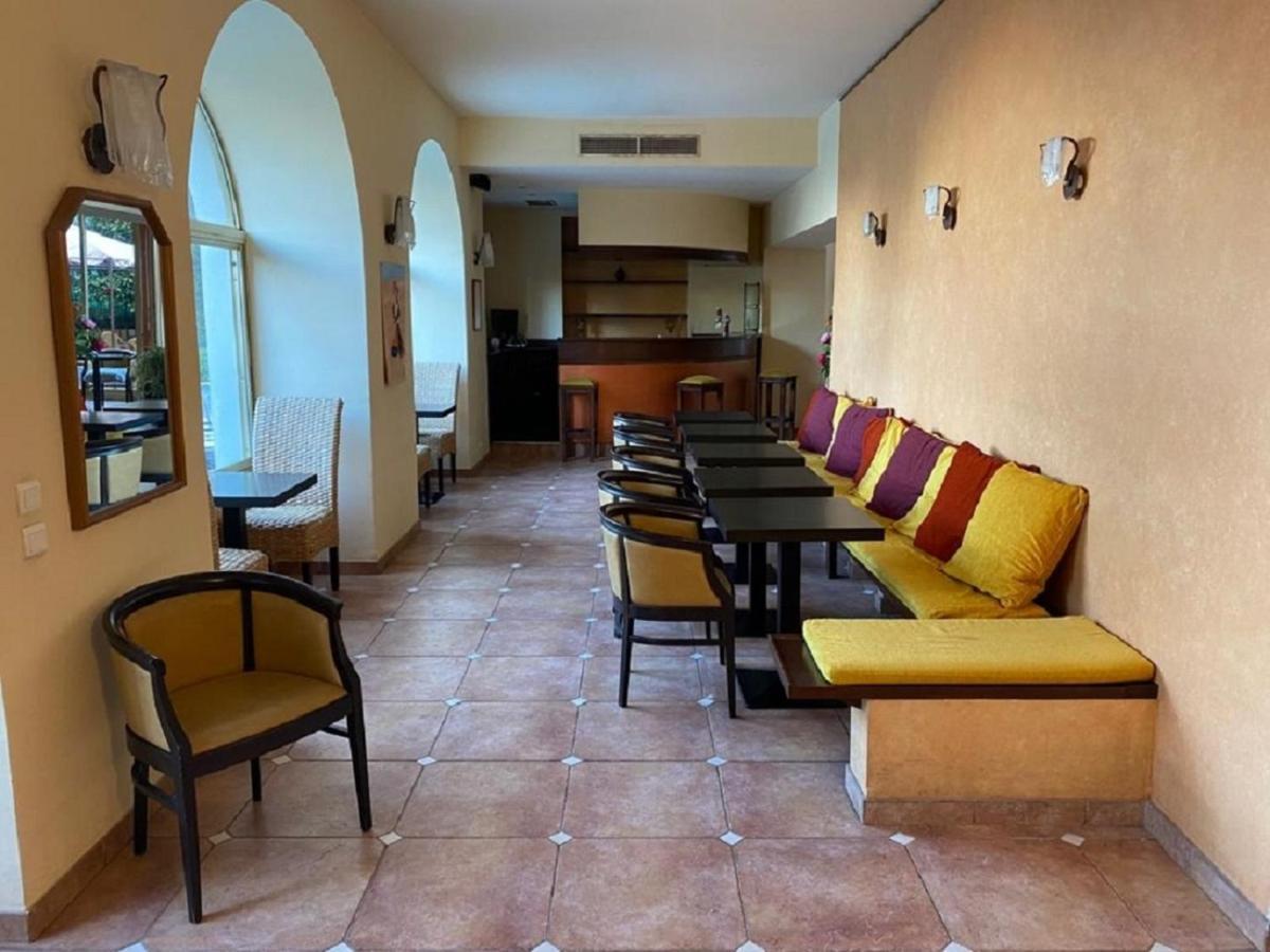 Anis Hotel Νίκαια Εξωτερικό φωτογραφία