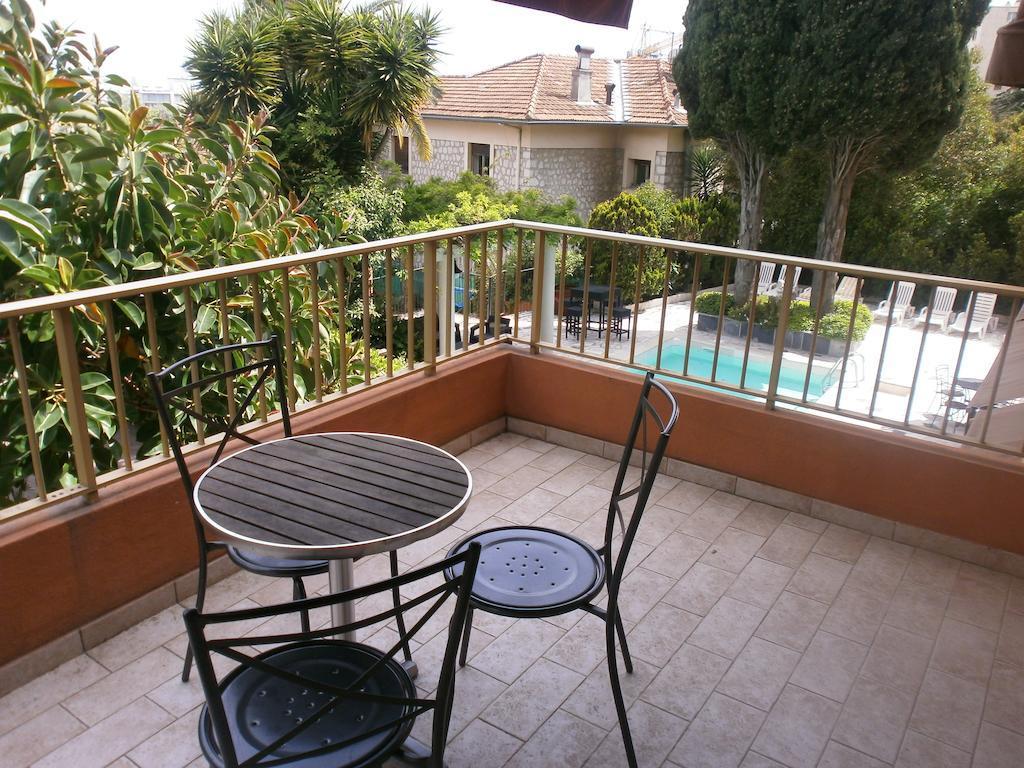 Anis Hotel Νίκαια Εξωτερικό φωτογραφία