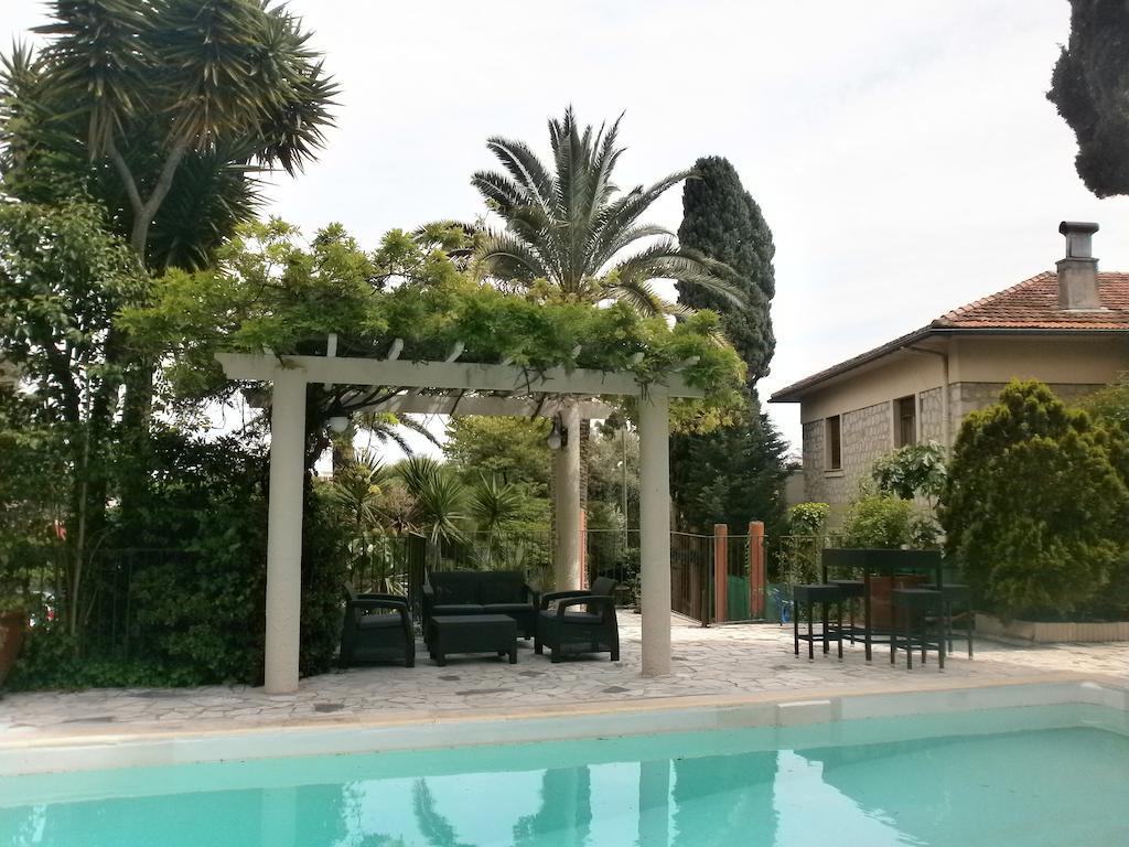 Anis Hotel Νίκαια Εξωτερικό φωτογραφία