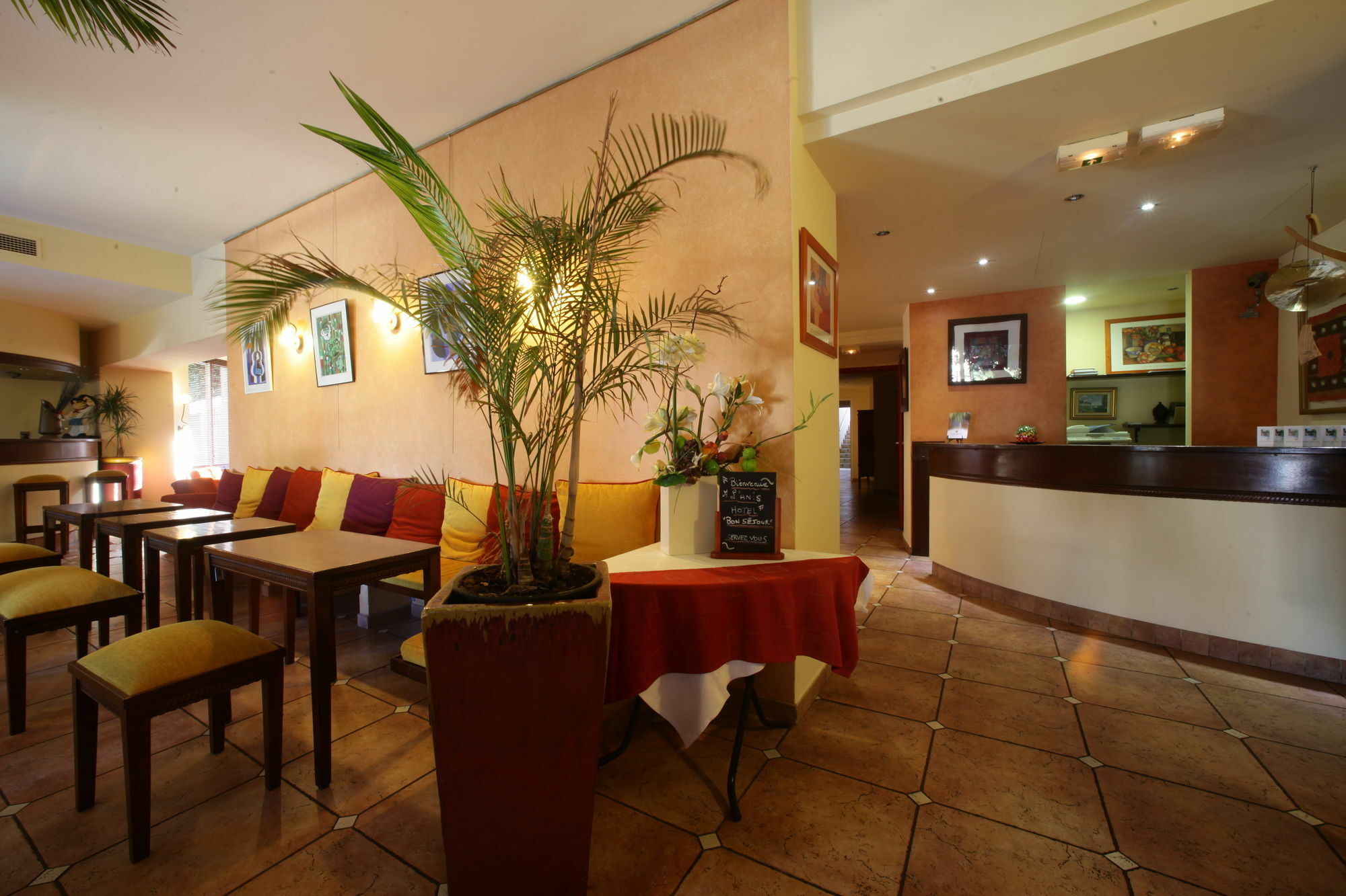 Anis Hotel Νίκαια Εξωτερικό φωτογραφία